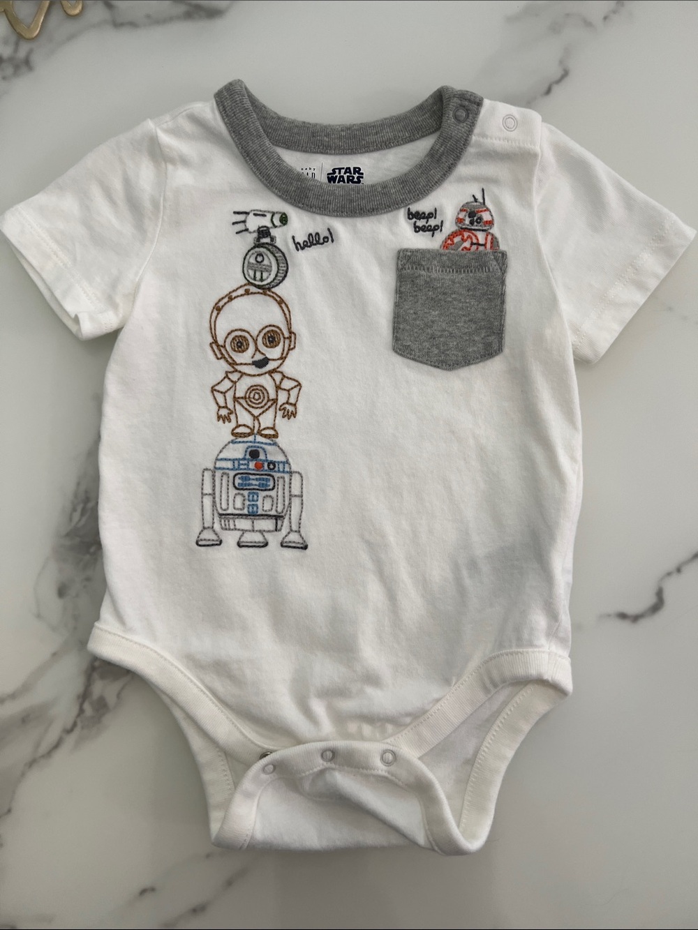 GAP BABY White & Gray Star Wars Droid Embroidered Baby Bodysuit 12-18 months